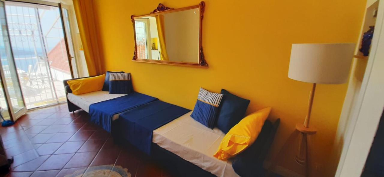 Apartamento Bella Vista House-Sorrento Coast - Free Parking-Solarium Vico Equense Exterior foto
