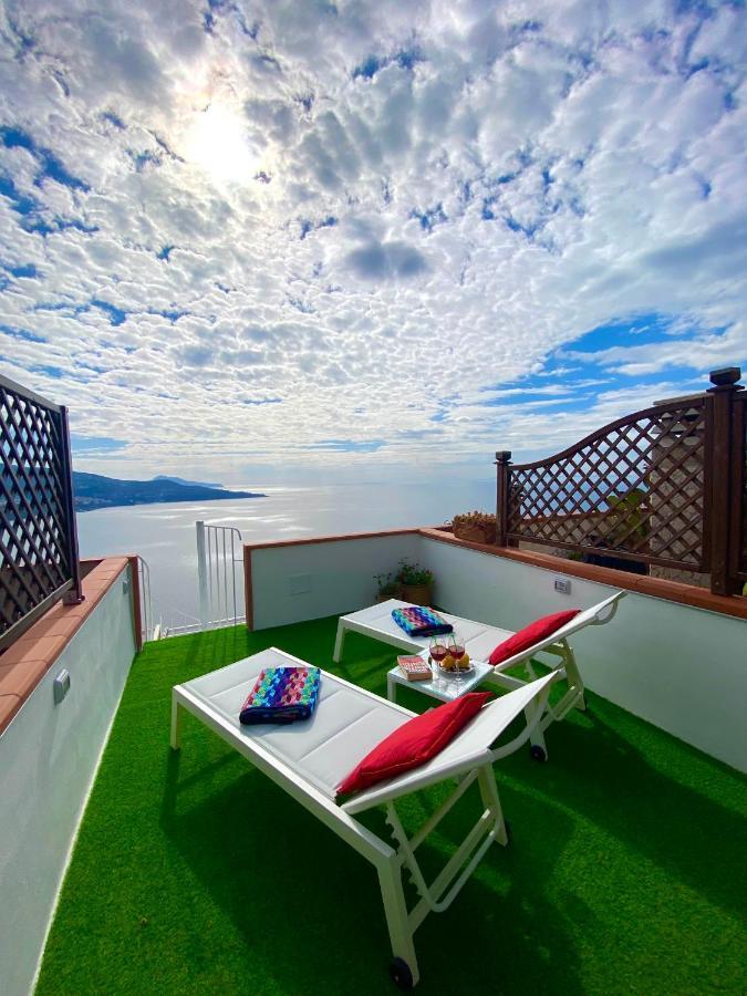 Apartamento Bella Vista House-Sorrento Coast - Free Parking-Solarium Vico Equense Exterior foto